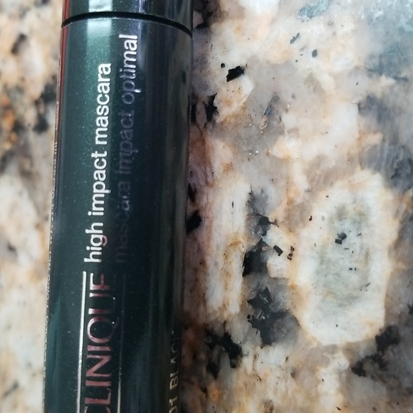 Make up bag with samples - Picture 7 of 8